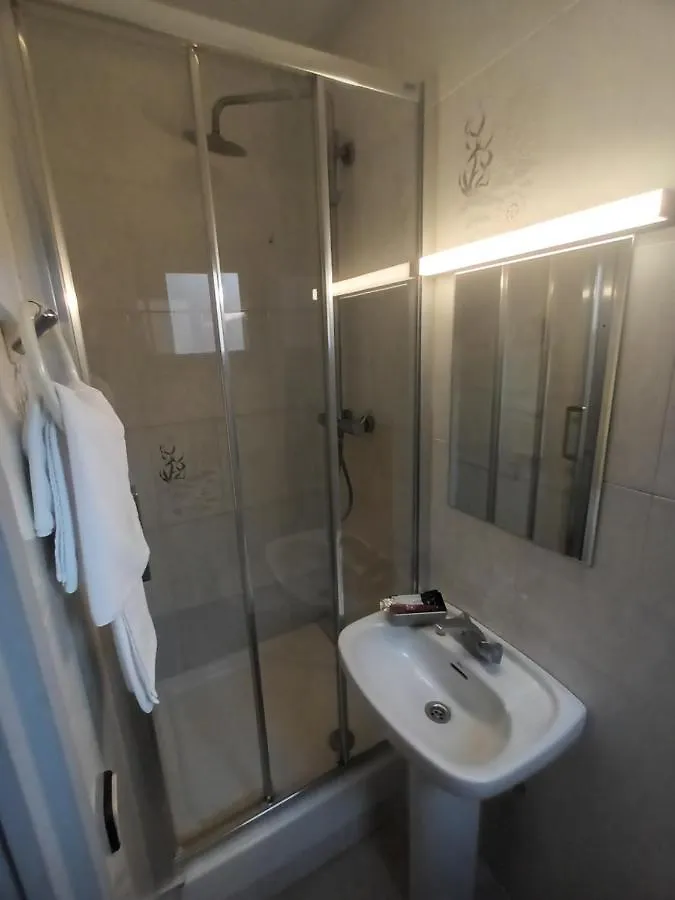 Hostal Can Jaume Mollerusa Guest house